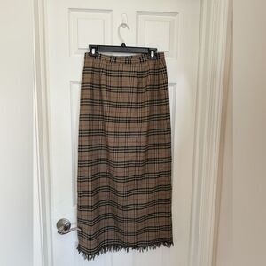 Plaid rafaelle skirt size 8